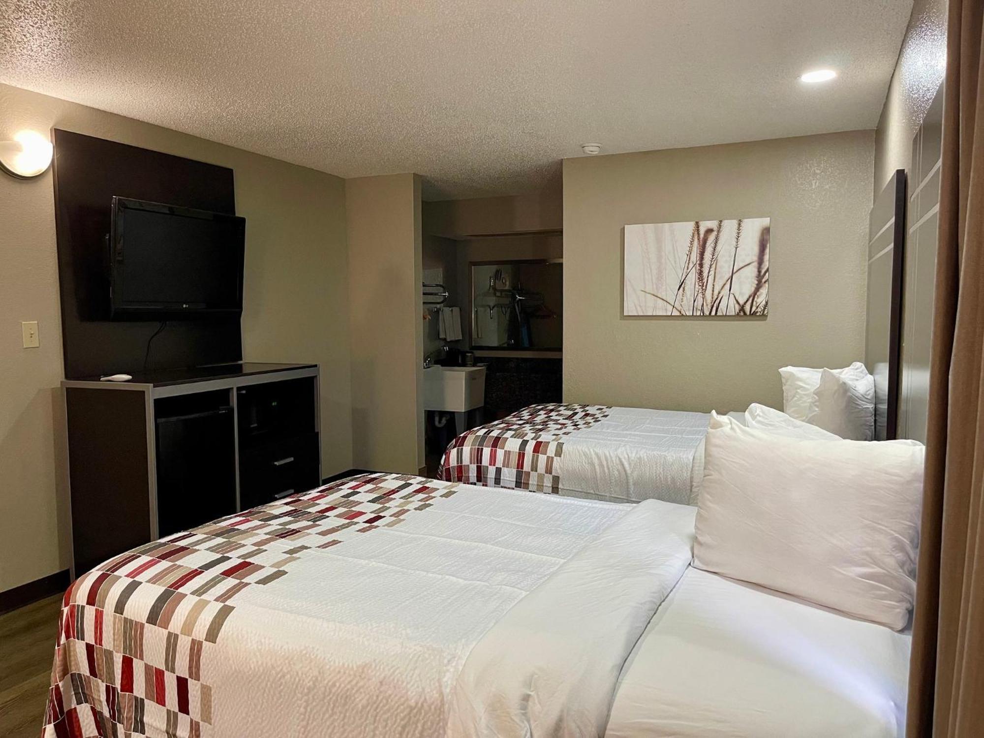 Red Roof Inn & Suites Jackson - Richland Buitenkant foto
