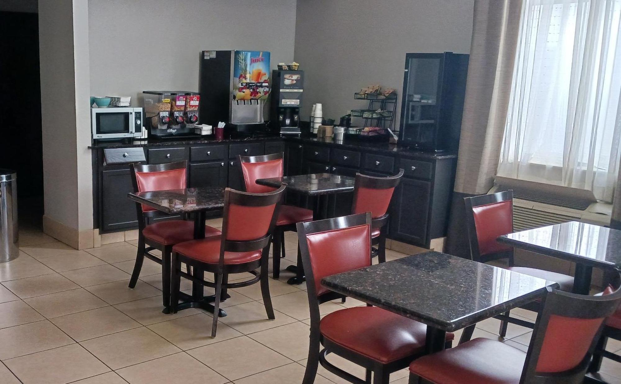 Red Roof Inn & Suites Jackson - Richland Buitenkant foto
