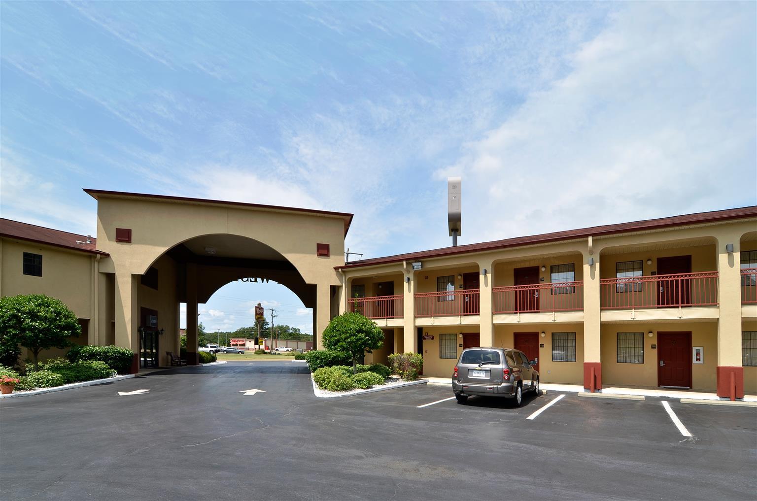 Red Roof Inn & Suites Jackson - Richland Buitenkant foto