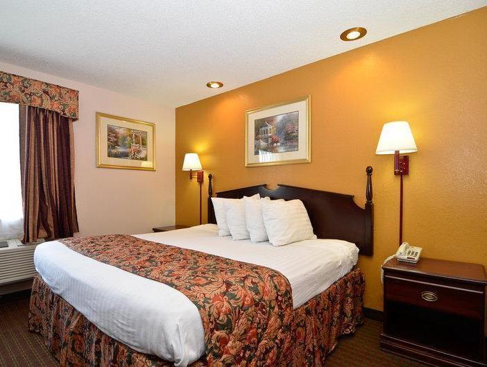 Red Roof Inn & Suites Jackson - Richland Buitenkant foto