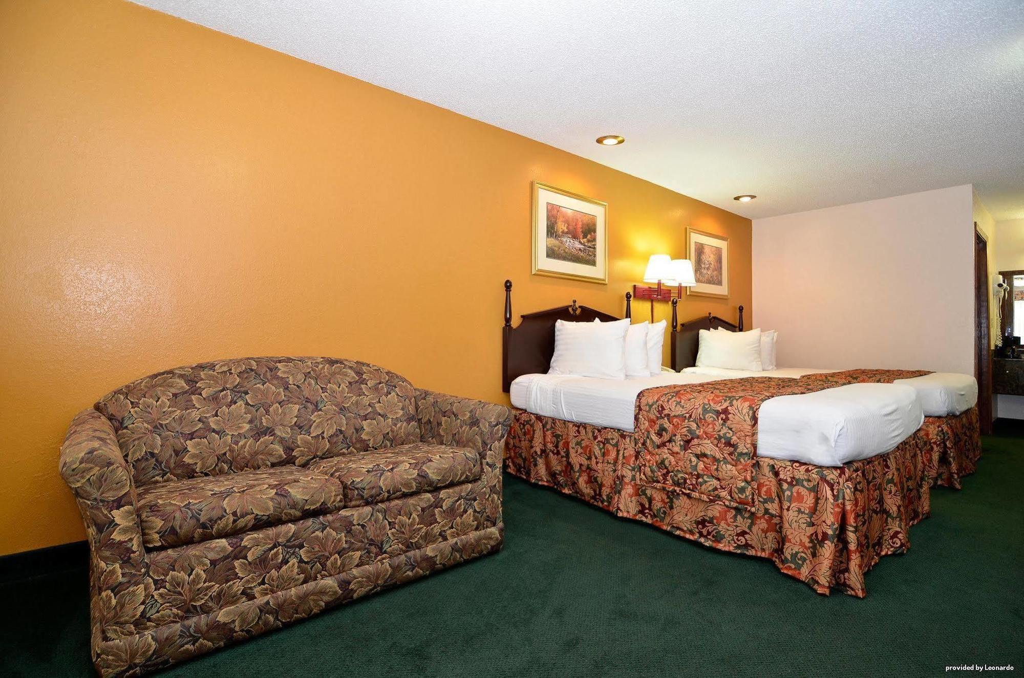 Red Roof Inn & Suites Jackson - Richland Buitenkant foto
