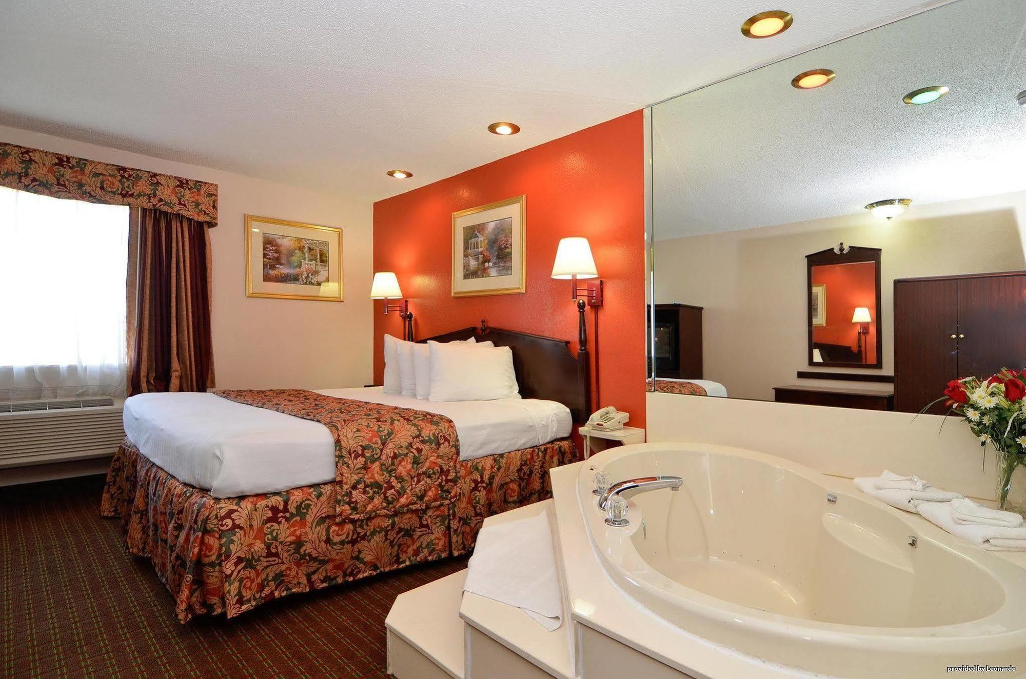 Red Roof Inn & Suites Jackson - Richland Kamer foto