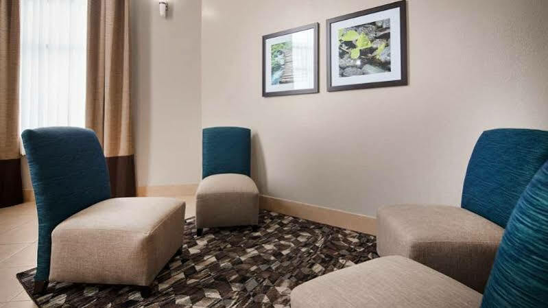 Red Roof Inn & Suites Jackson - Richland Buitenkant foto